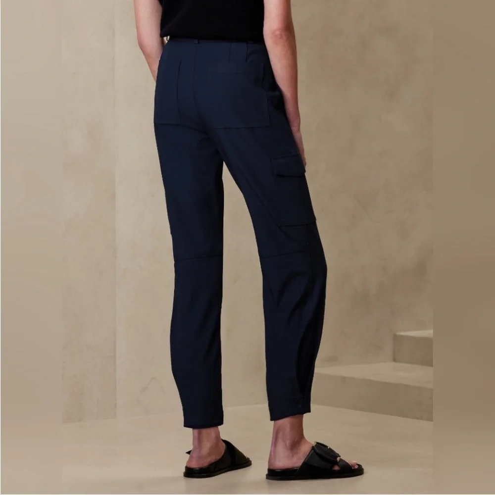 NWT, Banana Republic Stretch Knit Cargo Utility Pant, Navy, 16 Tall, 29.5” IS